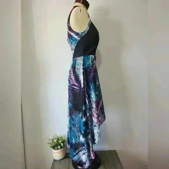 Bebe hi lo butterfly tropical  dress. Size small - Picture 7 of 13